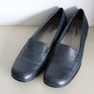 TROTTERS JENN Blue Leather Flats SlipOn Loafers 8N